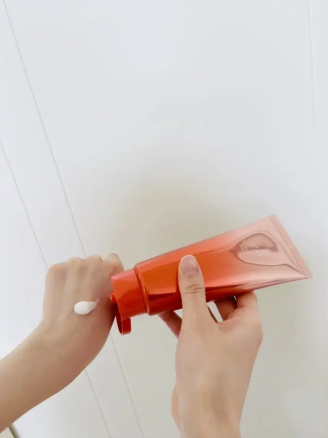 エストインテンシブボディセラム