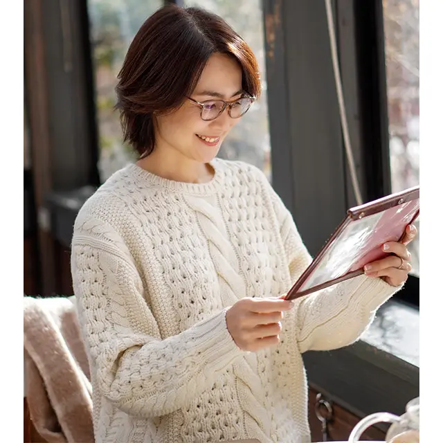 JINS「READING」シリーズのメガネ