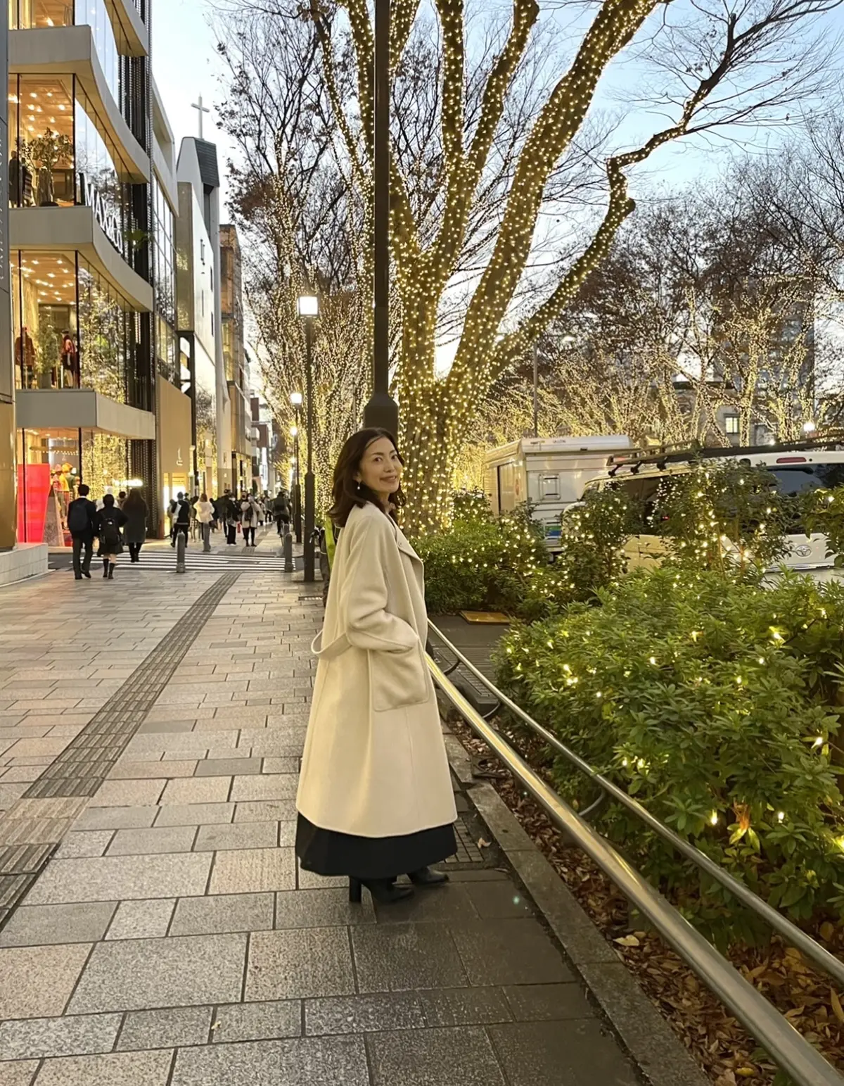 ガウンコートで冬の着こなしの画像_1