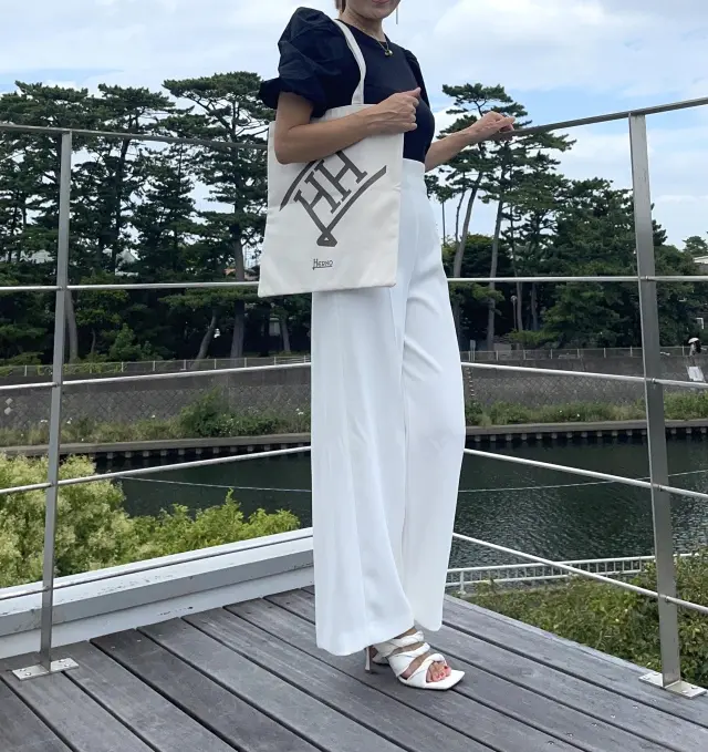 発売までカウントダウン！HERNO×écの画像_3