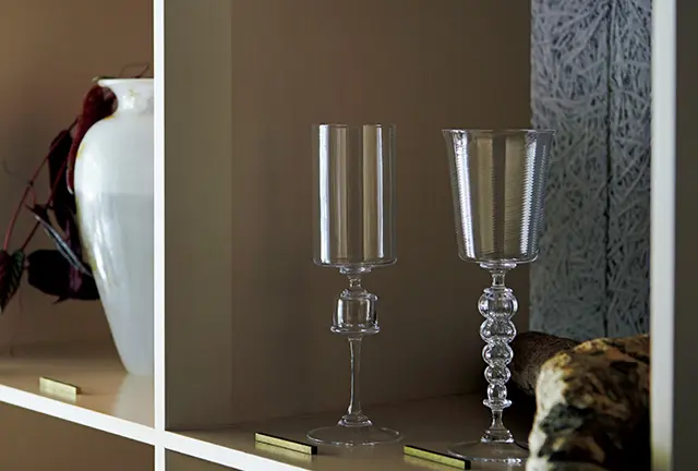 fresco主催のガラス作家、辻野剛。ワイングラス「ベネチアンクラシック」［右］￥32,450、［左］￥30,800