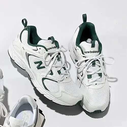 21，New Balance ML408