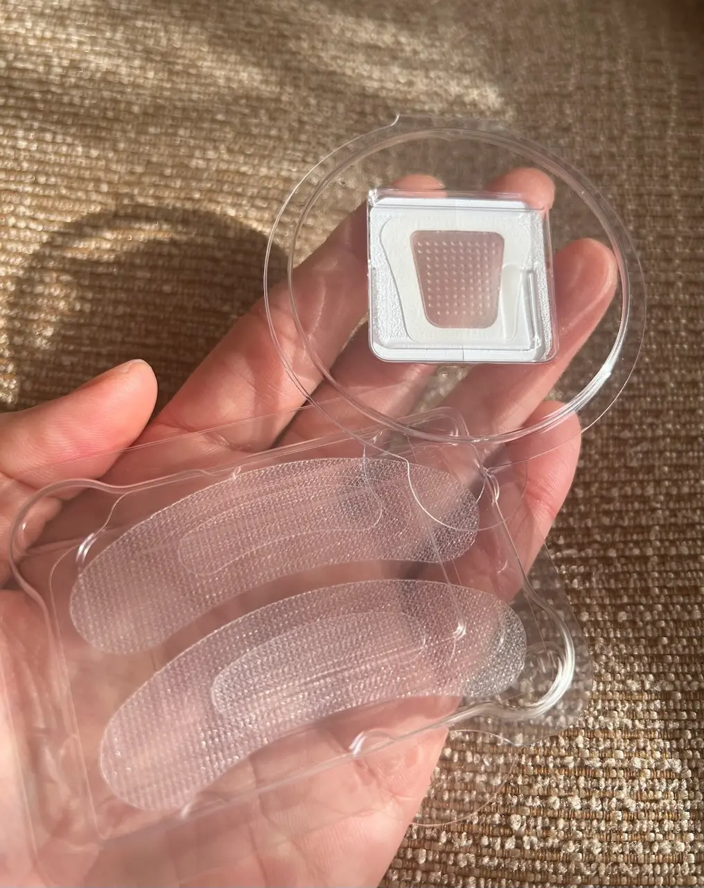 SOS  眉間の深いシワを改善したい！の画像_5