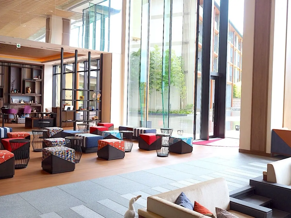 ホテルインディゴ犬山有楽苑　ロビーのひとつひとつの小物もとってもオシャレ。