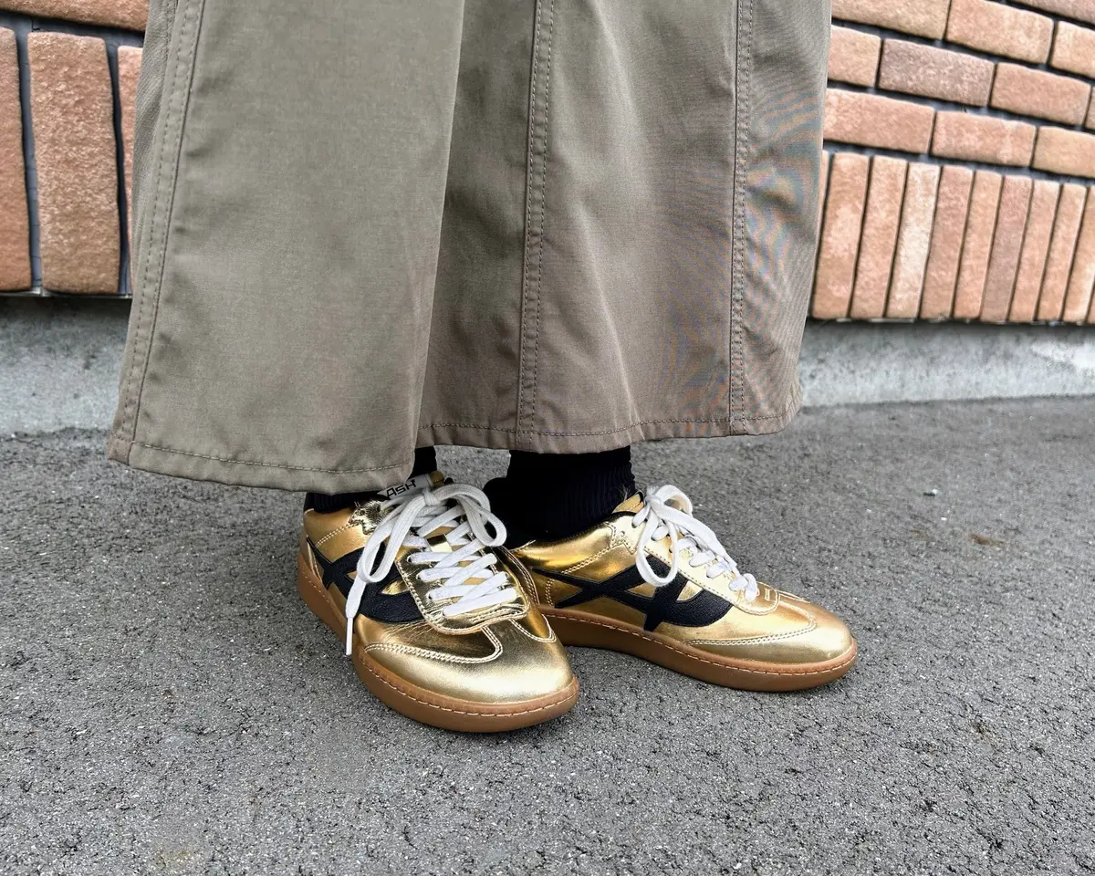 初GU☆カーキスカートの“くすみカラーコの画像_5