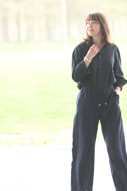 ネイビーのカジュアルコーデ