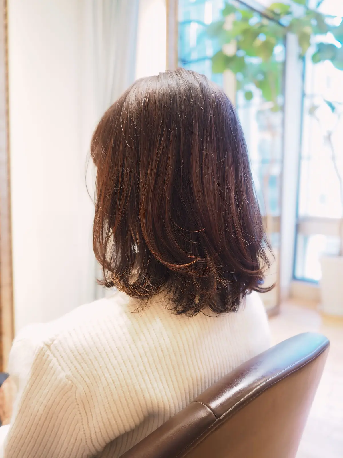 50代でも叶う！前髪ありミディアムで可愛の画像_5