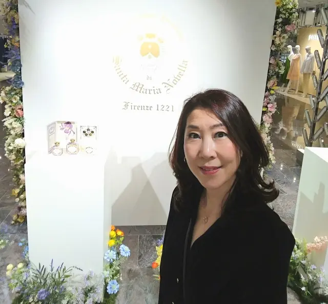 エレガントな庭園で楽しむ香り♡サンタマリの画像_2