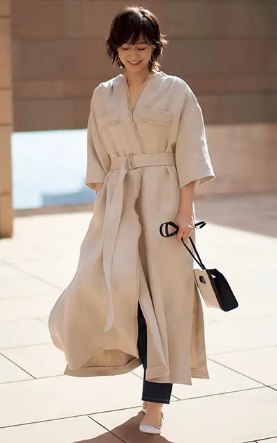 富岡佳子が着こなす【リッチベージュ】３系の画像_3