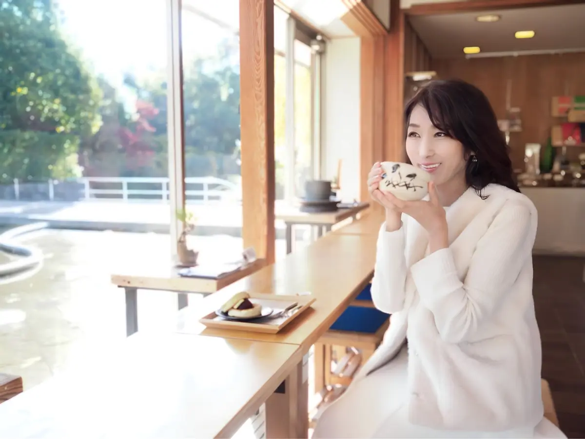 紅葉と雪吊りがライトアップ！ZARAファの画像_8