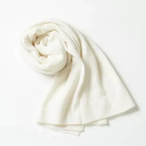 E by eclat ワイドカシミヤストール ￥19,000+税