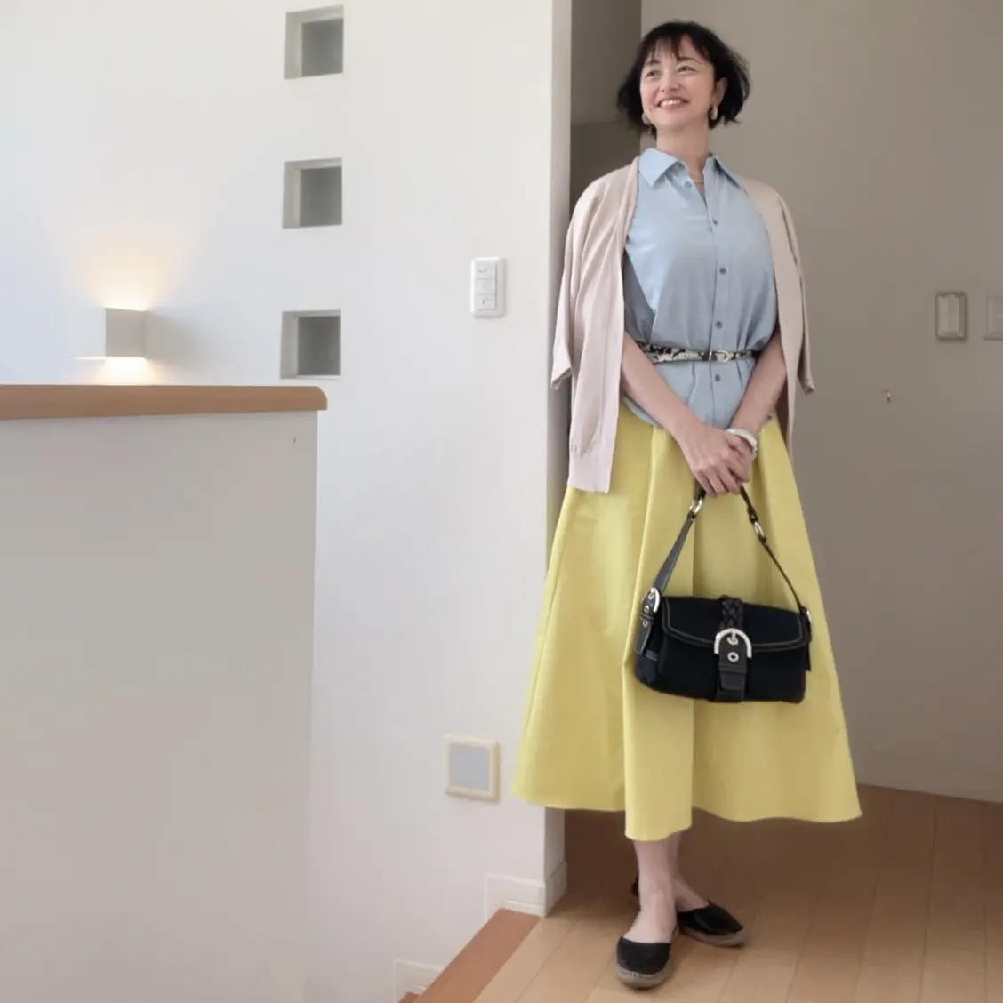 初夏コーデ♡薄淡カラーノースリーブ＆カーの画像_4