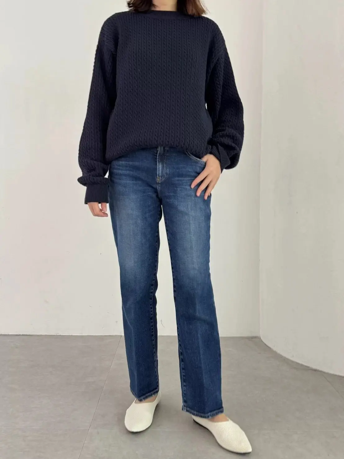 【50代デニム】スラックス感覚ではける〈の画像_2