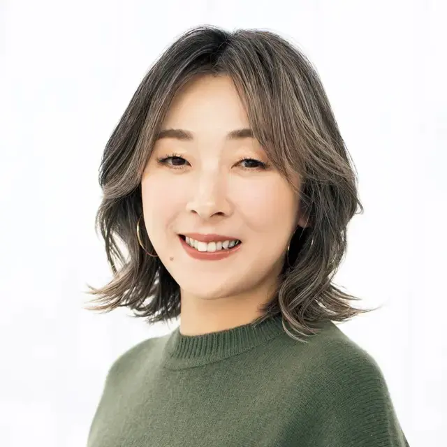 白髪メンテナンスがラクになる「地毛ハイライト」カラー【50代髪型・ヘアスタイル】