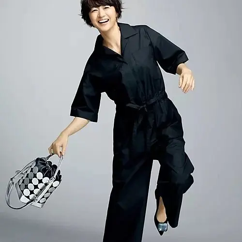 【50代 バッグ】 アラフィーのおしゃれの画像_6