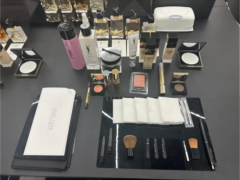 イヴ・サンローラン『I AM LIBREの画像_5