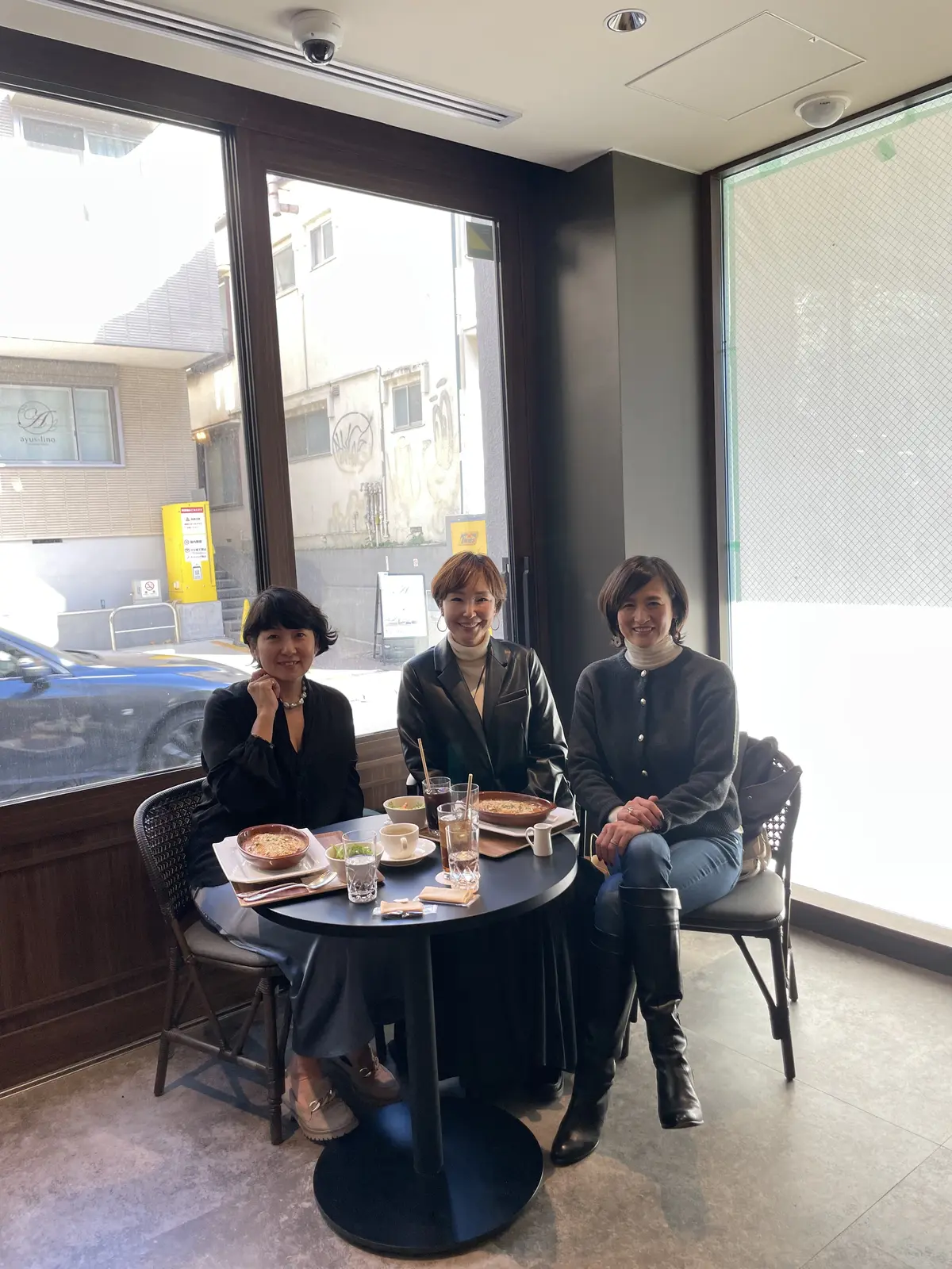 華やかさときちんと感をプラス！PLSTのの画像_4