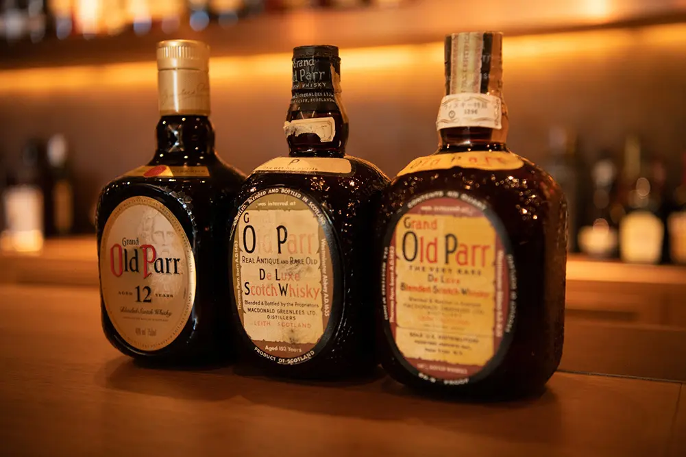 ポール・スチュアート青山本店のコリドーの奥にあるバー「The COPPER ROOM」