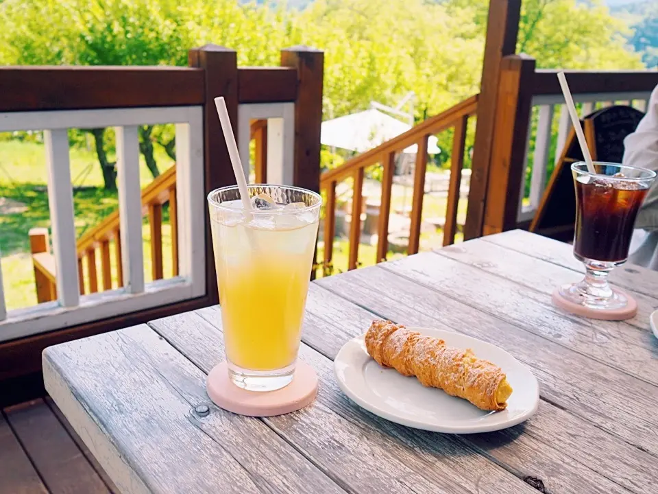 大自然に佇む山のベーカリーとハナモモの名の画像_9