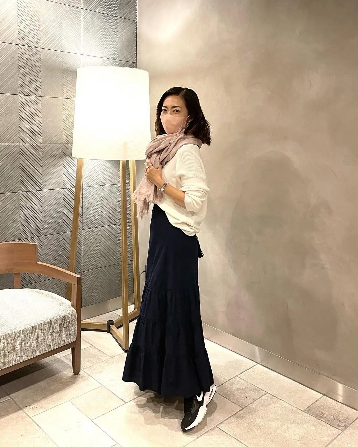 華組　スニーカーコーデ