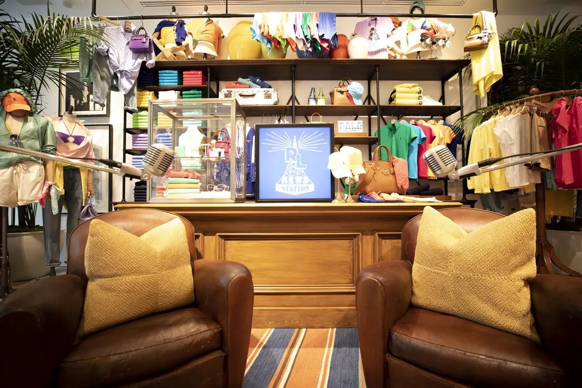 ラルフ ローレン 銀座　「RL NEWS STATION」