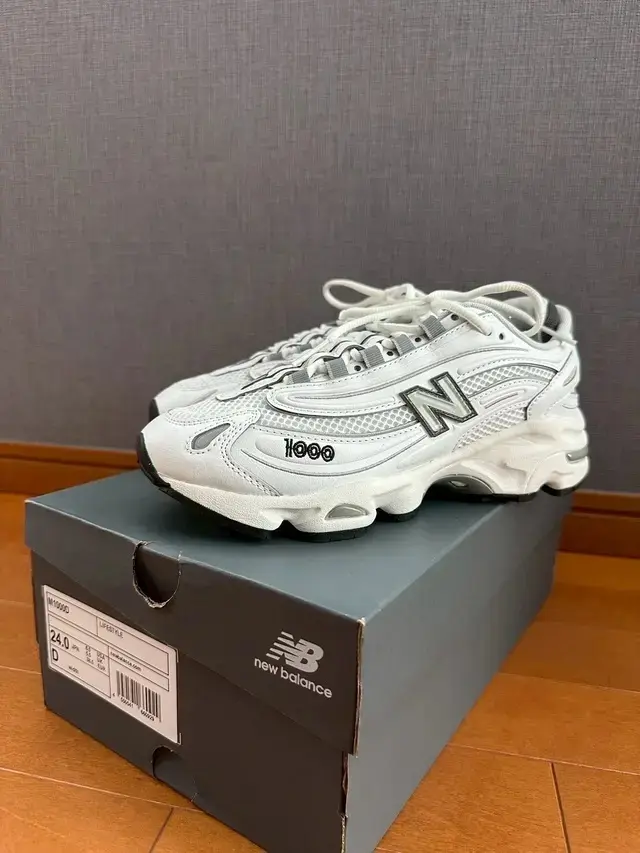 ニューバランス