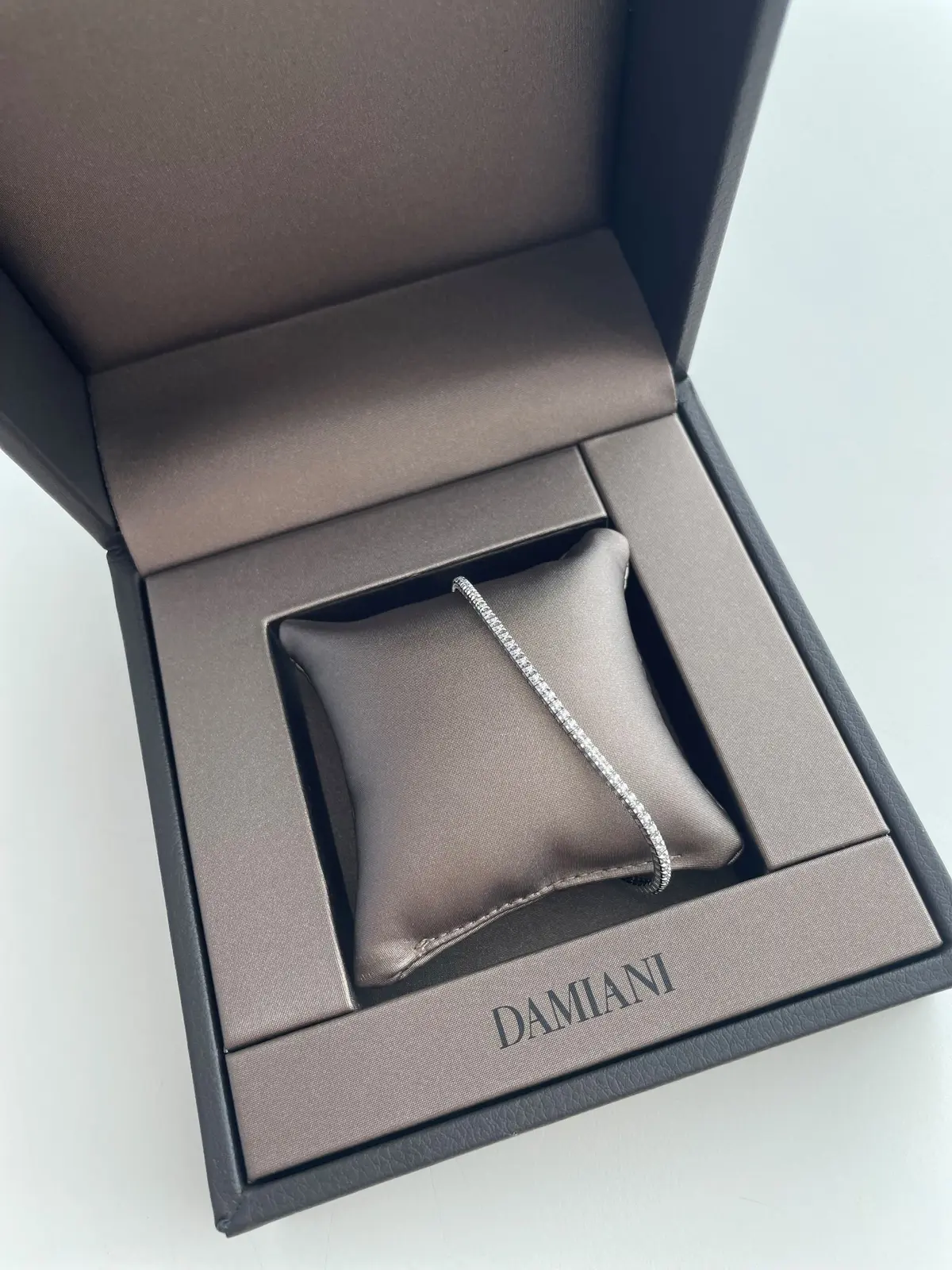 LUCE テニスブレス　ボックス