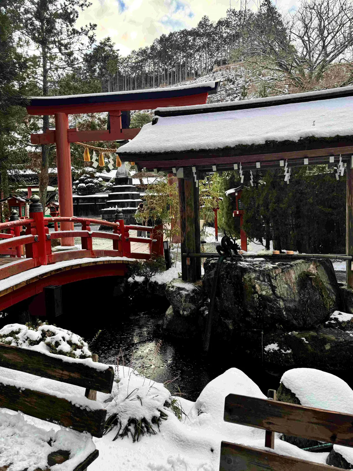 天河大辨財天社