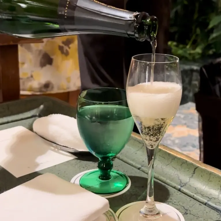 シャンパン　イブニングハイティー