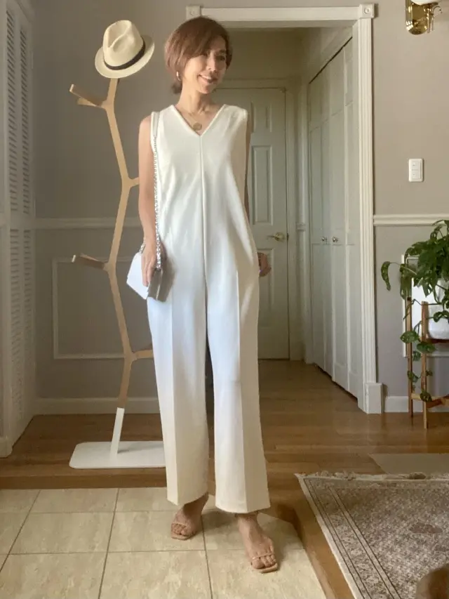 夏の白オールインワンの画像_1