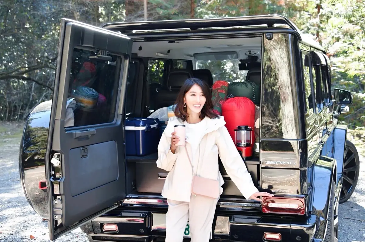 エクラ4月号｢チームJマダム白書」に掲載の画像_1