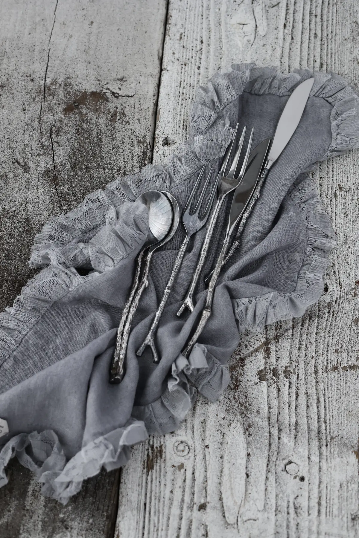 エクラ掲載　テーブルコーディネート　　Astier de Villatte のある暮らし