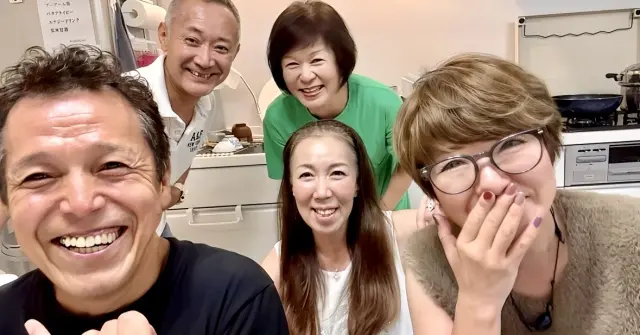 大好きなみなさんに囲まれてしあわせなひとの画像_8