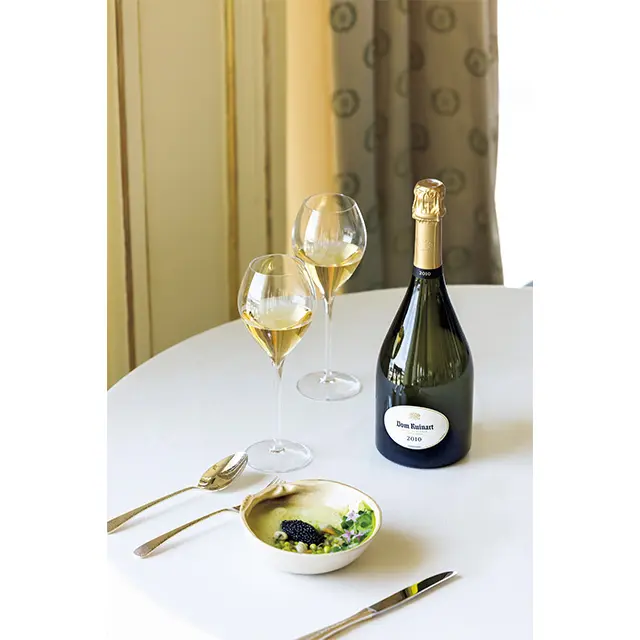 「ドン・ルイナール 2010」 は魚介から肉料理まで優しく 包み込んでくれる