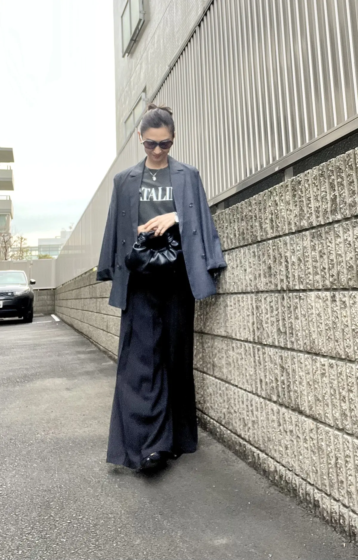 グレージャケットでマニッシュコーデ4つの画像_4