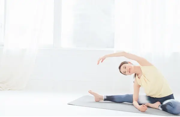 OurAge×Webエクラ　なぜ体は硬くなっていくの？