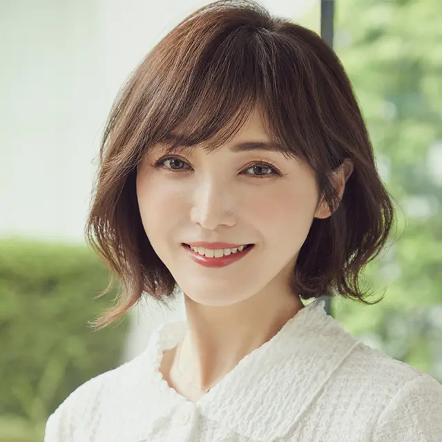 更新ポイントは「丸み」と「コンパクト」。最旬ボブは華やかさが必須に