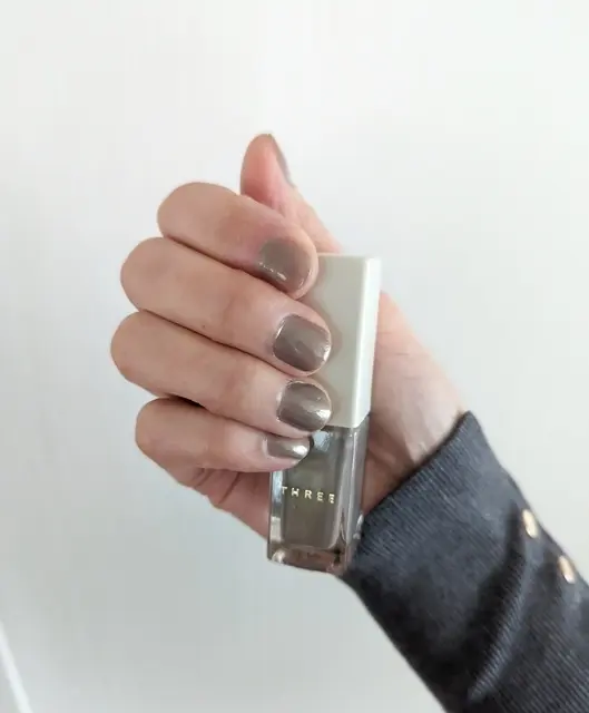 THREEクリスマスコフレ2023　ネイルポリッシュｘ63　一度塗り