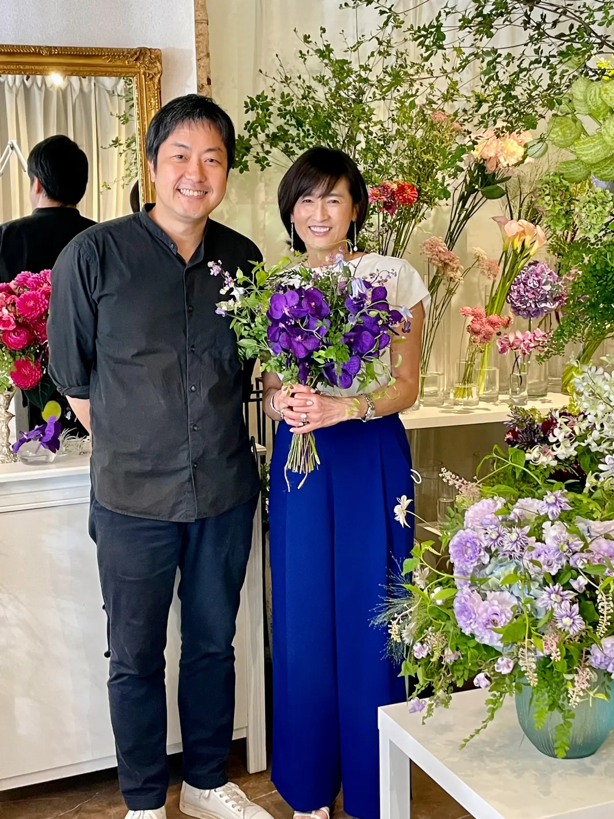 美しい花に魅了されて。大人のフラワーレッの画像_3