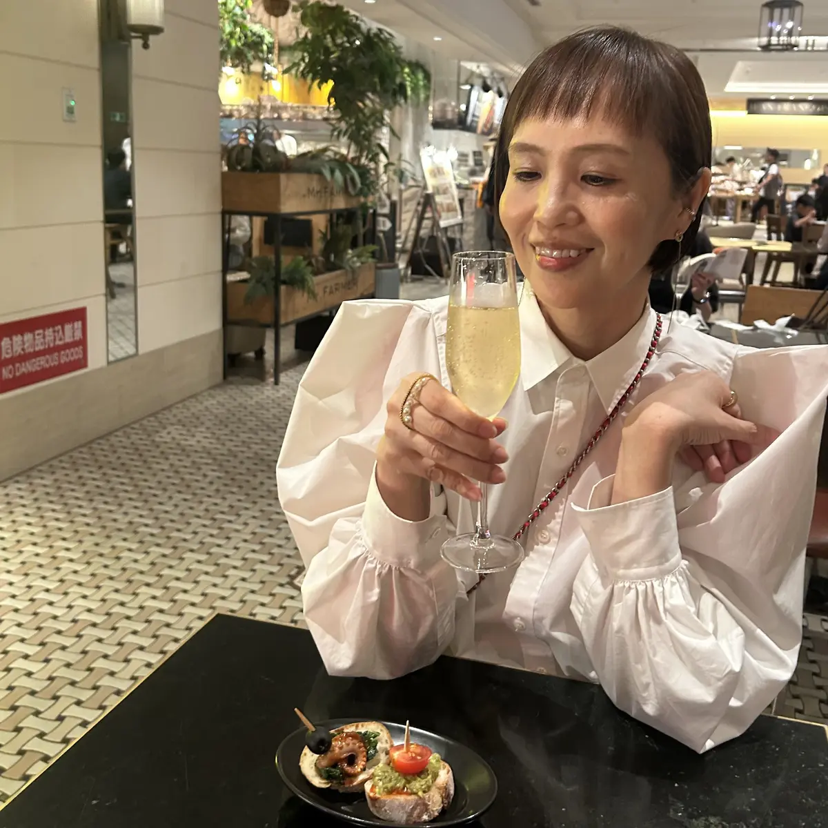 スパークリングワイン　フィンガーフード　ピンチョス