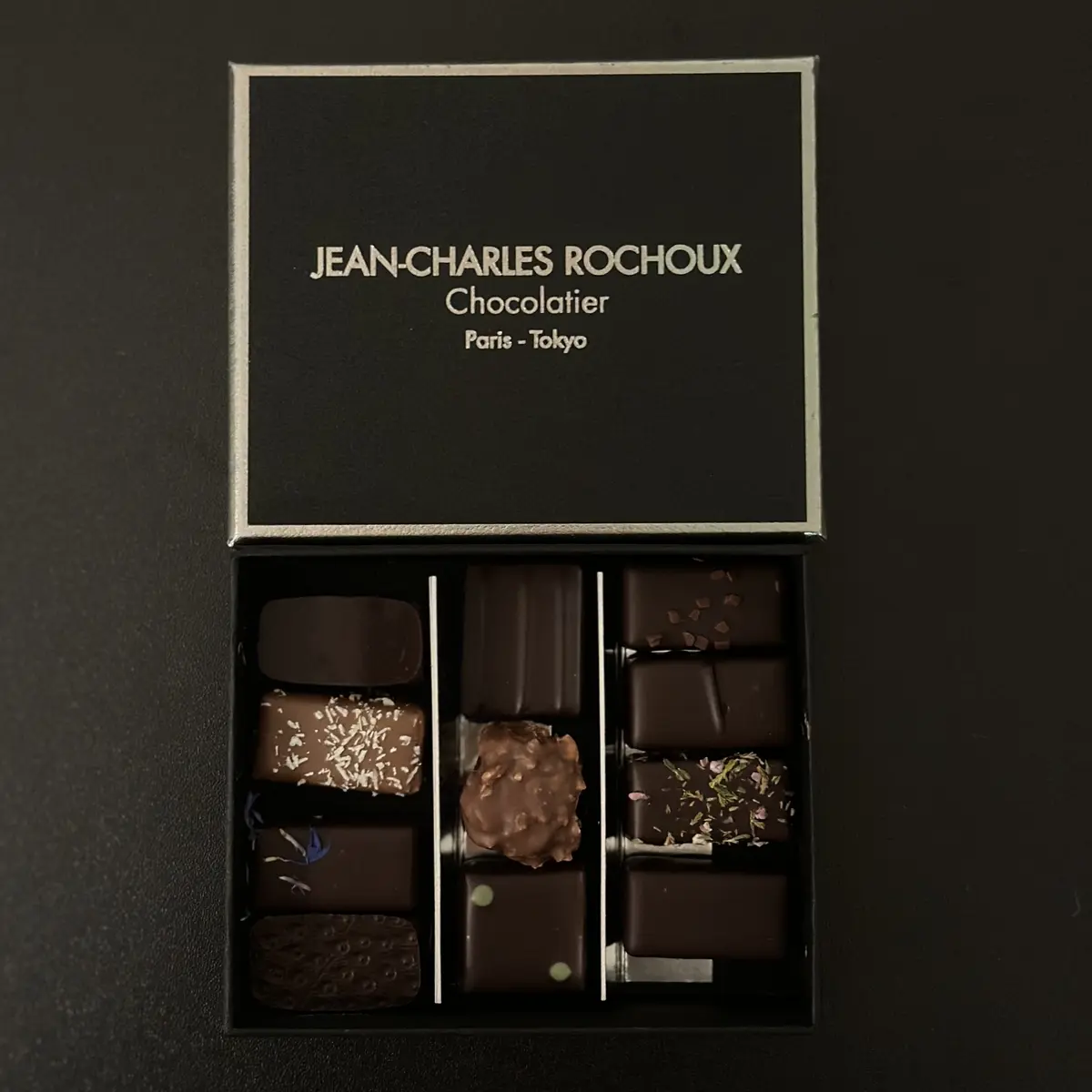 自然と融合された美術館のようなショコラトの画像_4