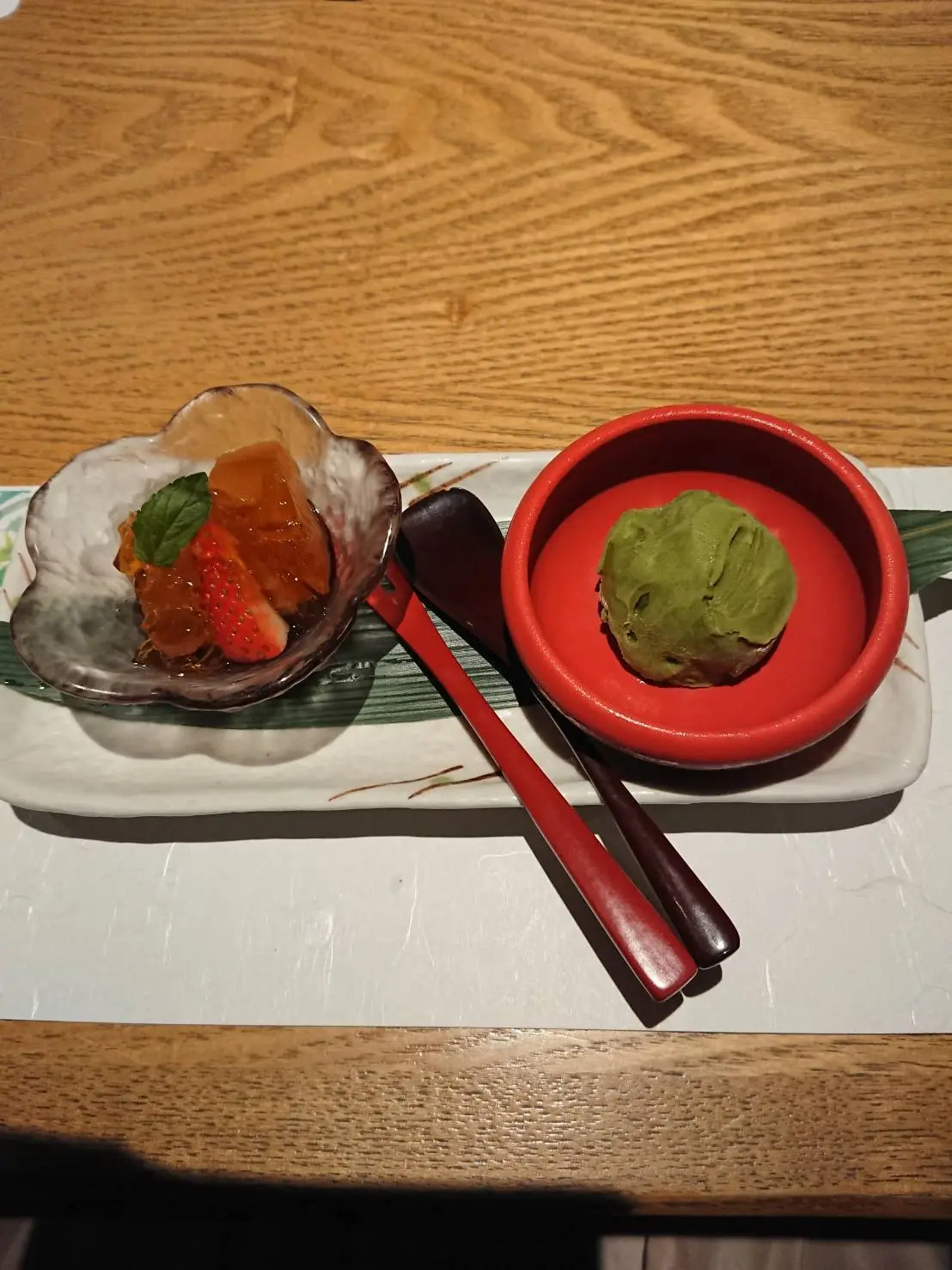 甘味 パイナップルコンポート 抹茶アイス