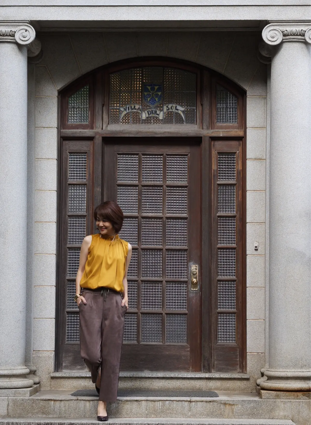 ハイネックギャザーブラウスの画像_3