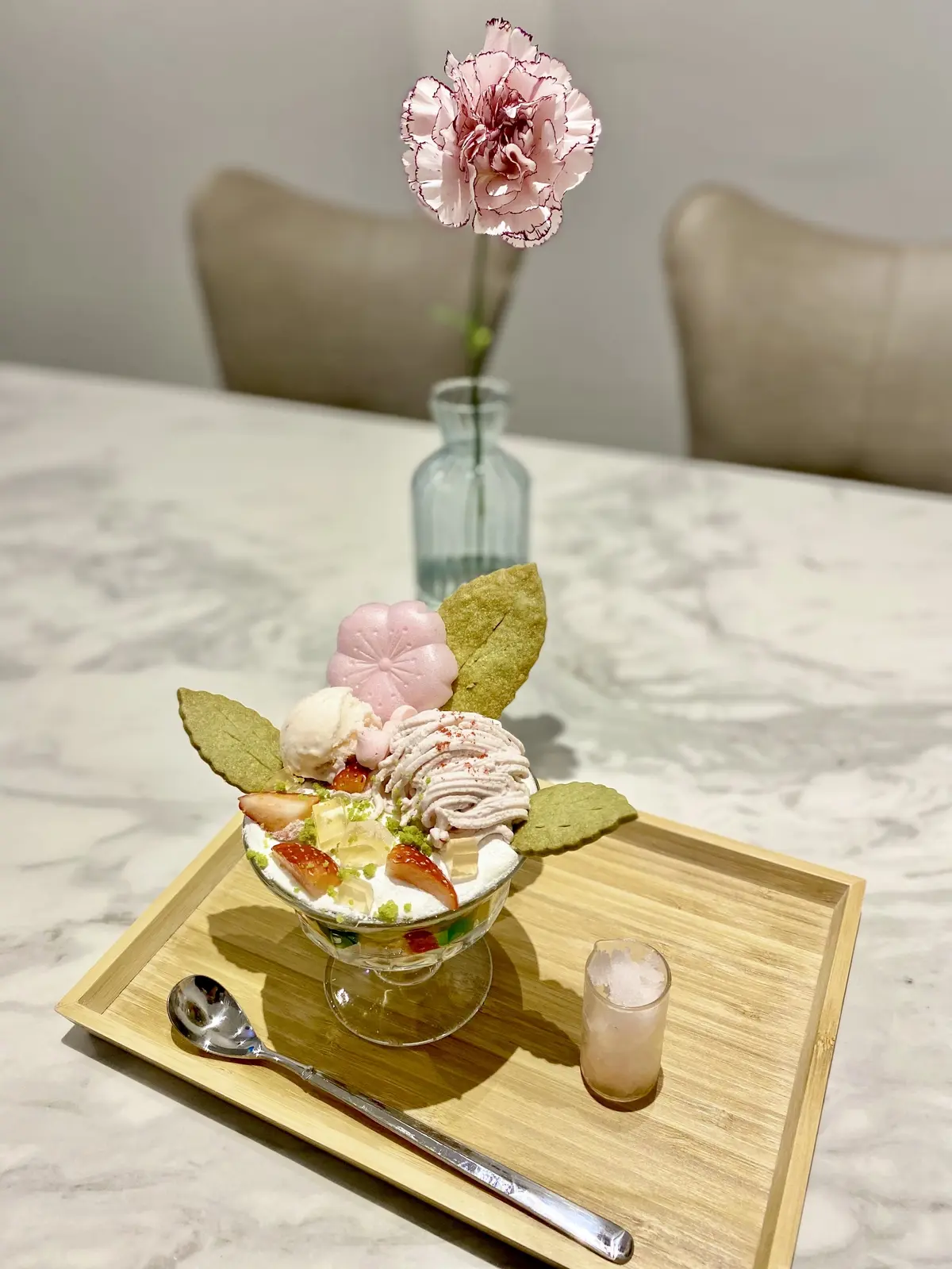 初夏の陽気が嬉しいオレンジコーデでフラワの画像_5