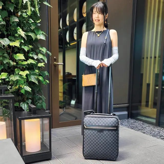 『ルイ・ヴィトン ダミエ』が 夫婦ふたり旅にお役立ち （ Ukico.さん ）