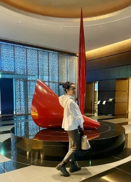 コンラッドで朝食を♡ニットパンツコーデ　の画像_1