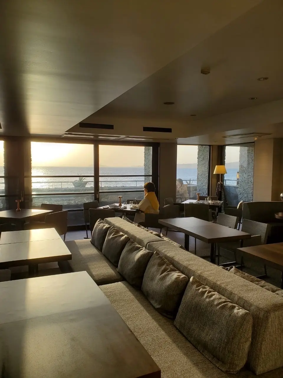 慌ただしい日常から葉山へ“エスケープ”の画像_3