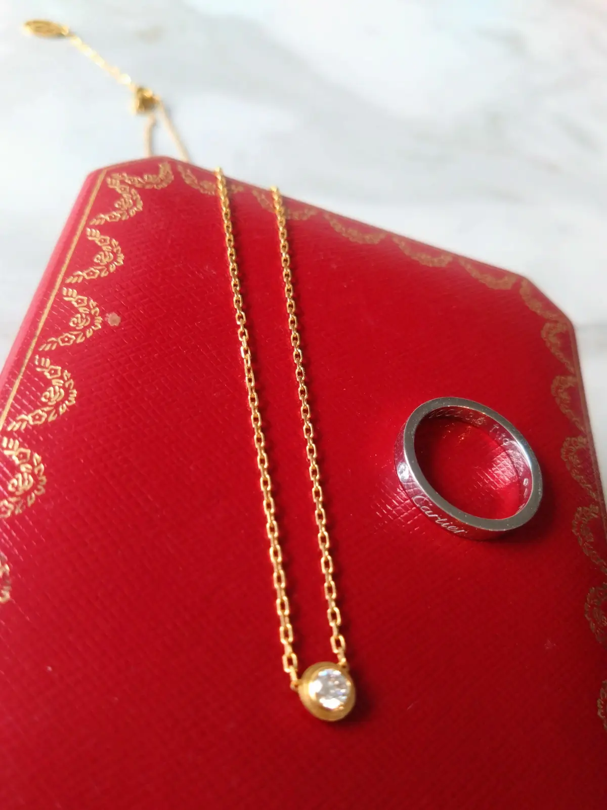 Cartier、カルティエ、ダムールネックレス、マリッジリング、結婚指輪