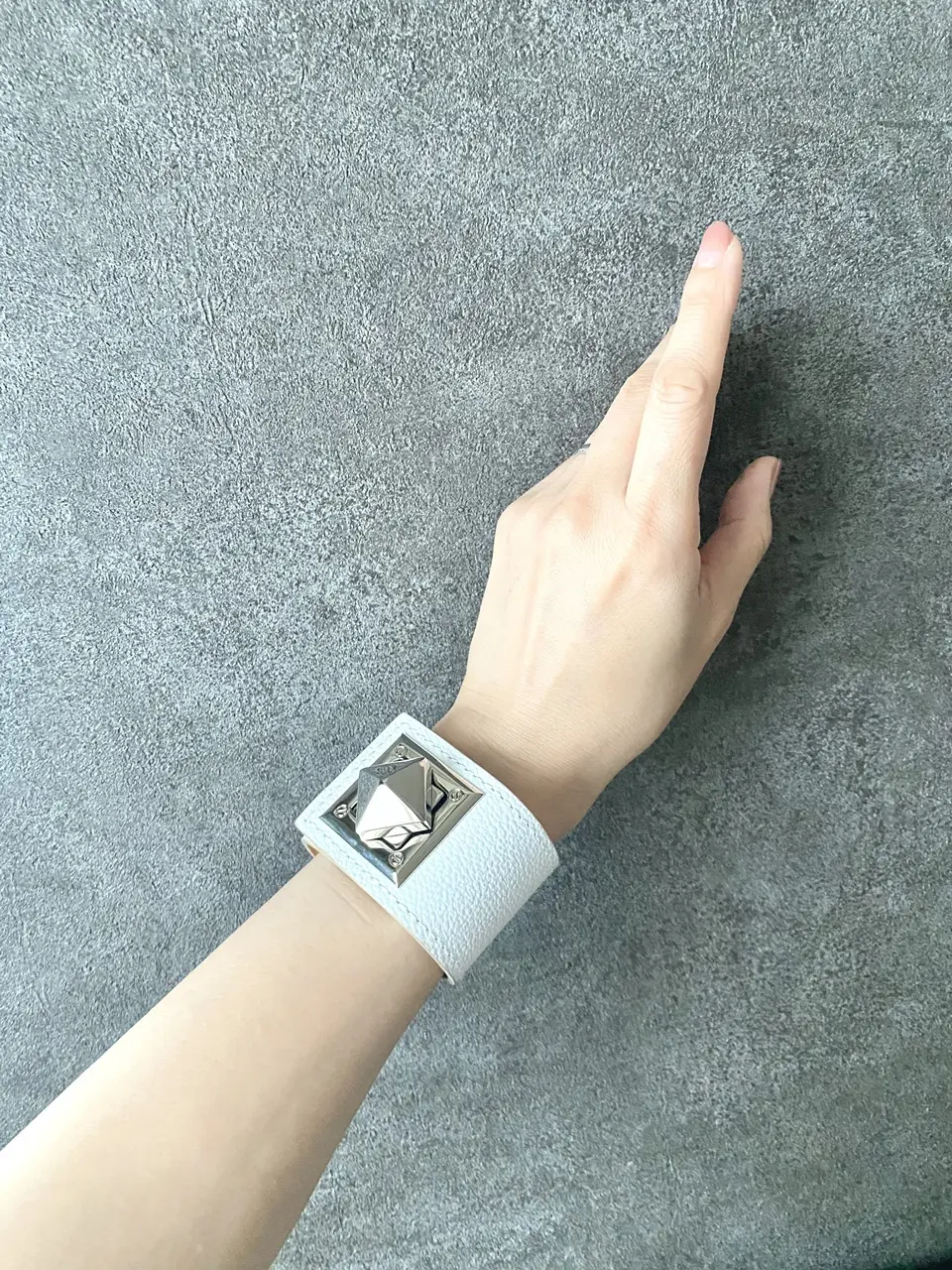 STUDIO CHERIEバングル