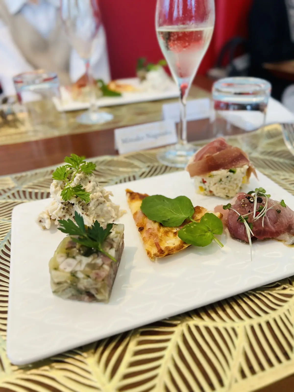 前菜の盛り合わせ